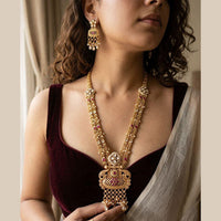 Jewel Addiction Premium Pota Stone And Pearl Necklace Set