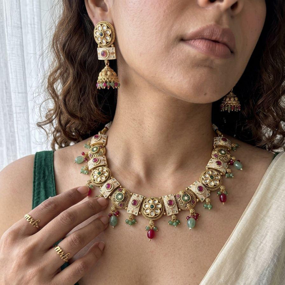 Jewel Addiction Premium Pota Stone Beads And Pearl Meenakari Necklace Set