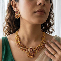 Jewel Addiction Premium Pota Stone And Pearl Necklace Set
