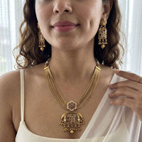 Jewel Addiction Glamorous Pota Stone And Pearl Necklace Set 