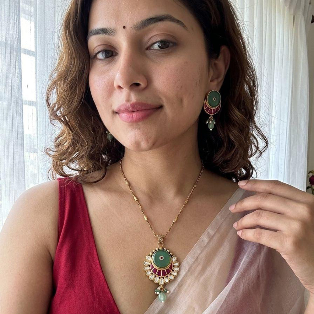 Jewel Addiction Elegant Pota Stone And Beads Chain Pendant Set for Women