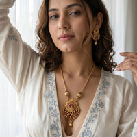 Jewel Addiction Premium Pota Stone And Pearl Necklace Set