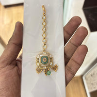 Jewel Addiction Graceful Pota Stone And Pearl Maangtikka