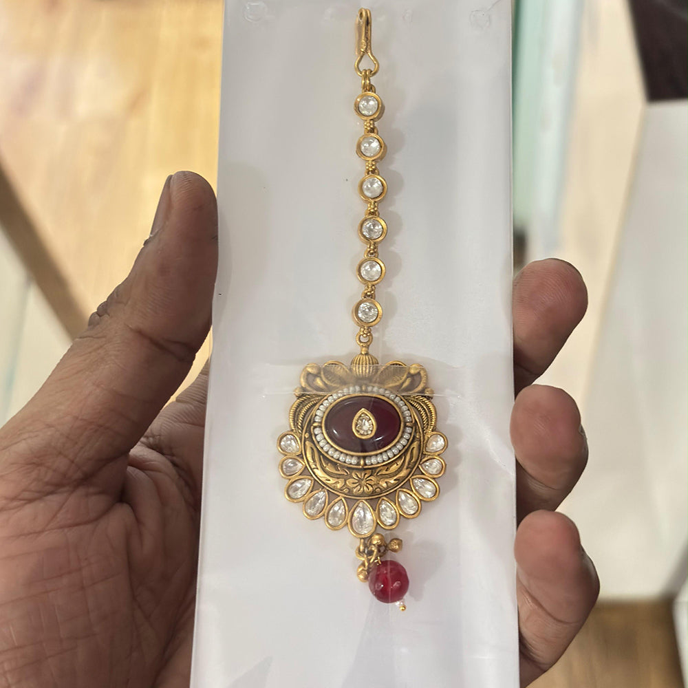 Jewel Addiction Graceful Pota Stone And Pearl Maangtikka