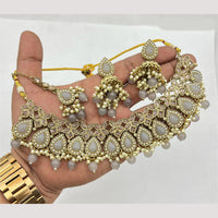 Lucentarts Jewellery  Kundan & Beads Necklace Set