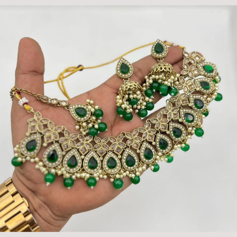 Lucentarts Jewellery  Kundan & Beads Necklace Set