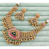 JCM Designer Pota Stone And Pearl Necklace Set