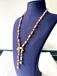 Jewel Treatzz Elegant Agate Beaded, Pearls & Gold Plated Split Necklace Atteched With Kundan Pendant