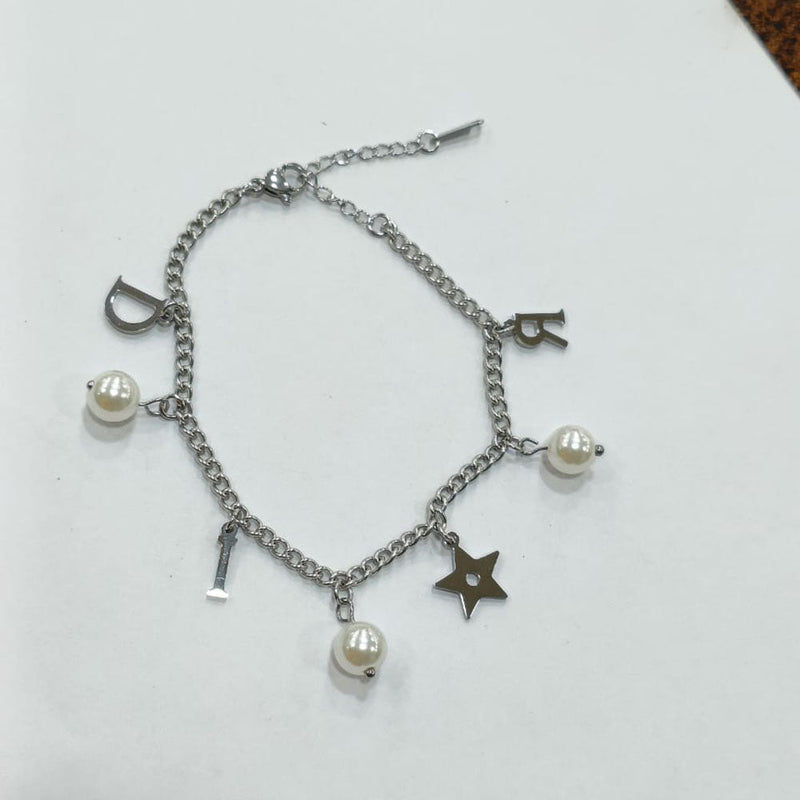 Tarohi Jewels Silver Plated Adjustable Bracelet