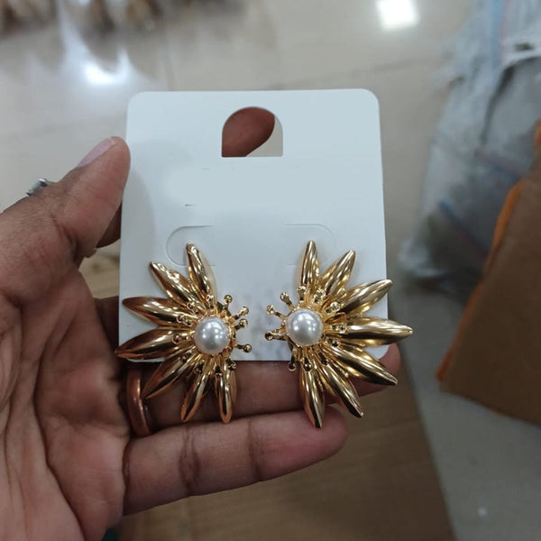 Tarohi Jewels Gold Plated Fancy Studs Earrings