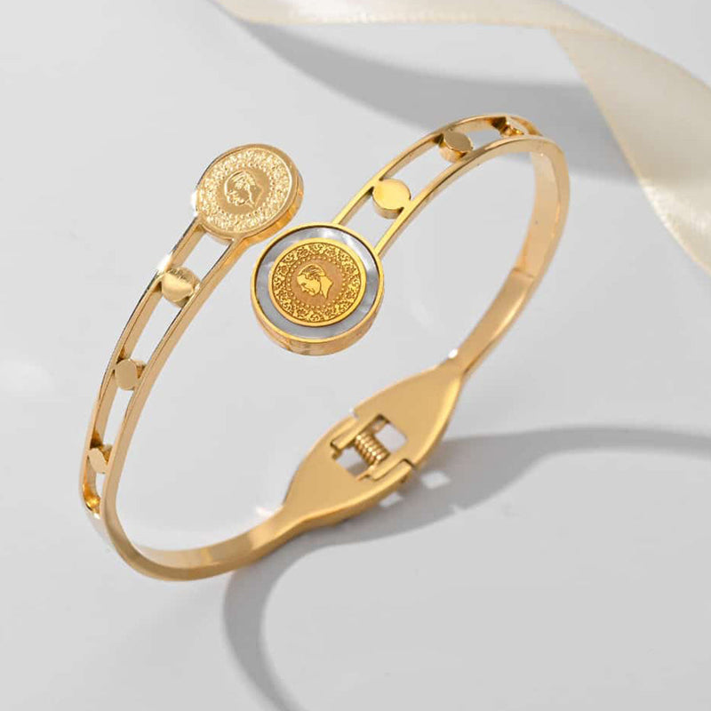 Tarohi Jewels Gold Plated Openable Bracelet