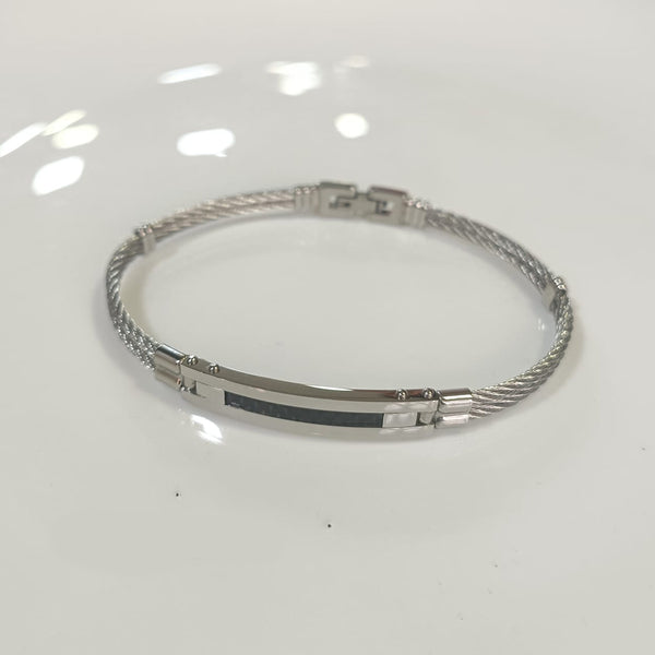 Tarohi Jewels Silver Plated Bracelet