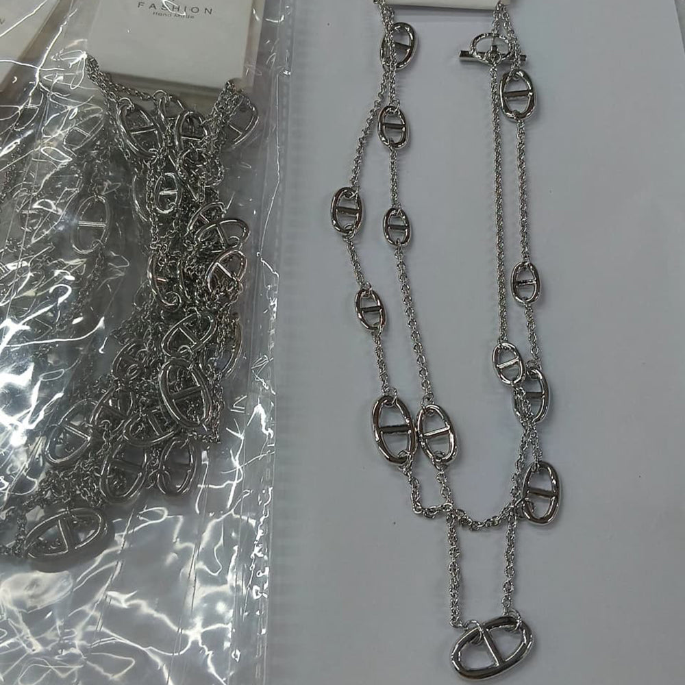Tarohi Jewels Stylish Western Fashion Necklace