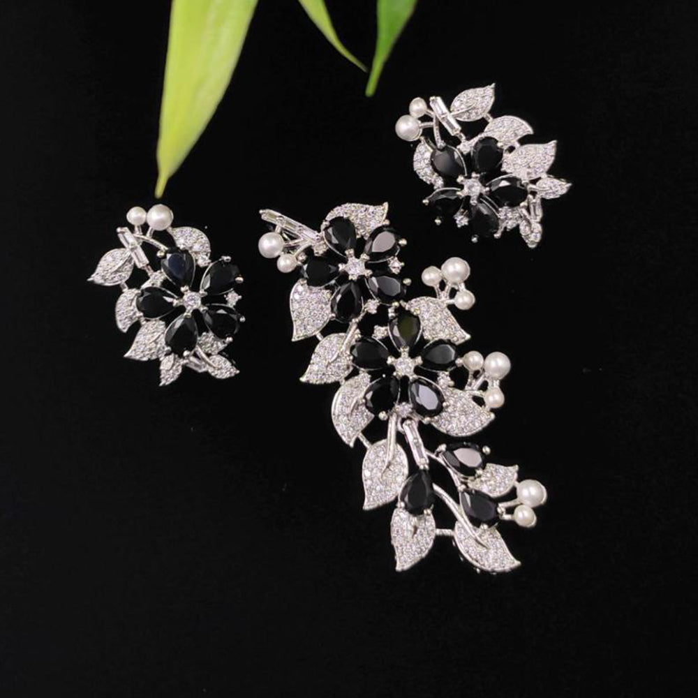 Aamrapali Silver Plated American Daimonds Pendant Set