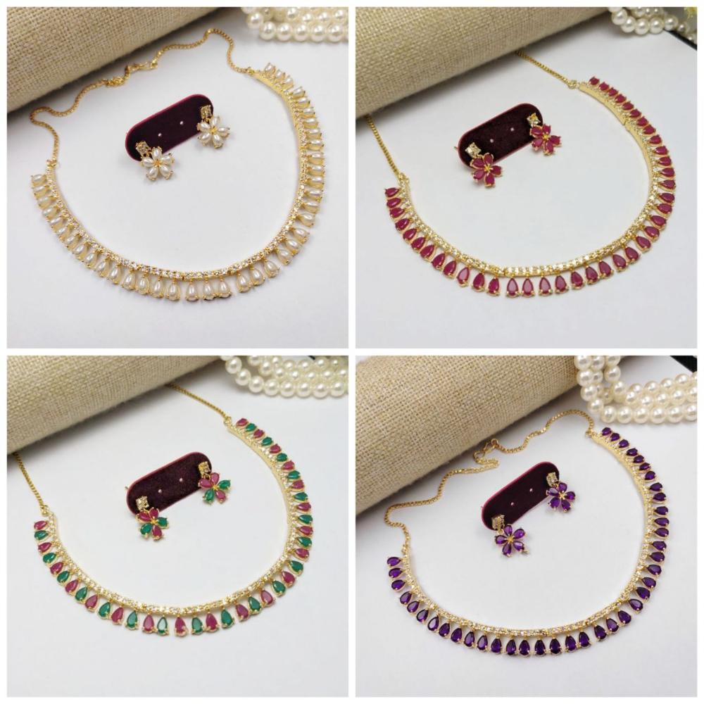 Aamrapali Glamour Shine Crystal Stone Necklace Set
