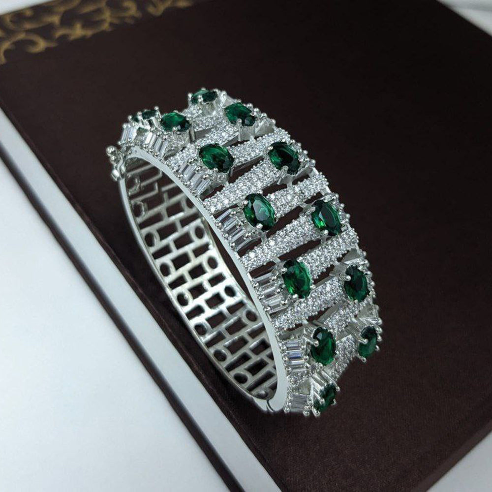 Aamrapali Glamorous Crystal And Austrian Stone Bracelet for Special Occasions