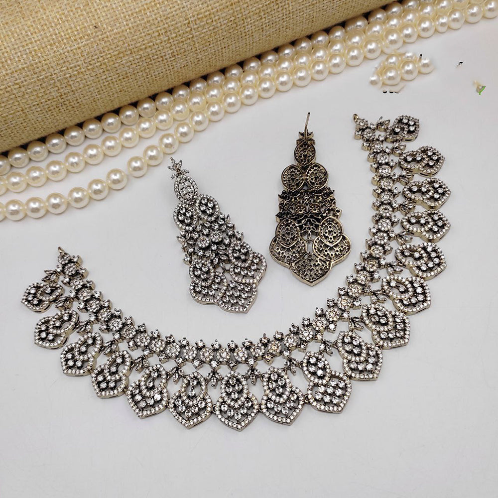 Aamrapali Glamorous Austrian Stone Necklace Set