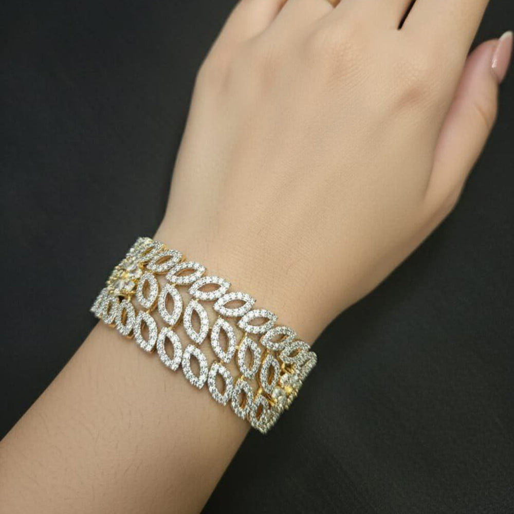 Aamrapali Trendy Leaf Shape Austrian Stone Bracelet
