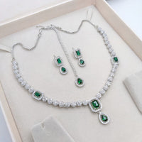 Aamrapali Sparkling American Daimond Neckalce Set