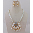 Marudhar Creations Heritage Matte Finish Pota Stone And Mother Of Pearls Necklace Set
