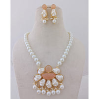 Marudhar Creations Heritage Matte Finish Pota Stone And Mother Of Pearls Necklace Set