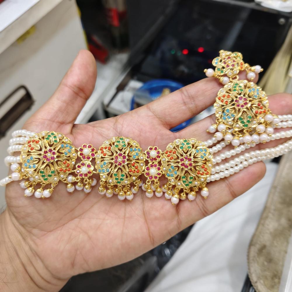 Everlasting Jadau Bridal Bloom Pota Stone And Pearl Choker Necklace Set