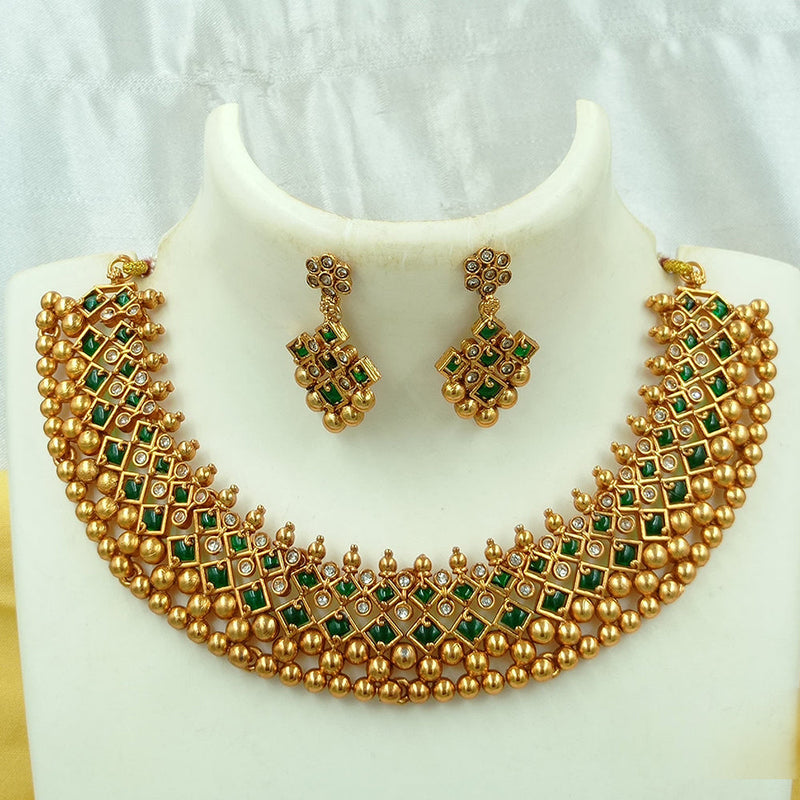 Joyful Jewel Art Matte Gold Plated Pota Stone Necklace Set