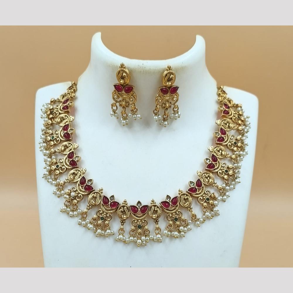Joyful Jewel Art Matte Gold Pota Stone And Pearl Necklace Set