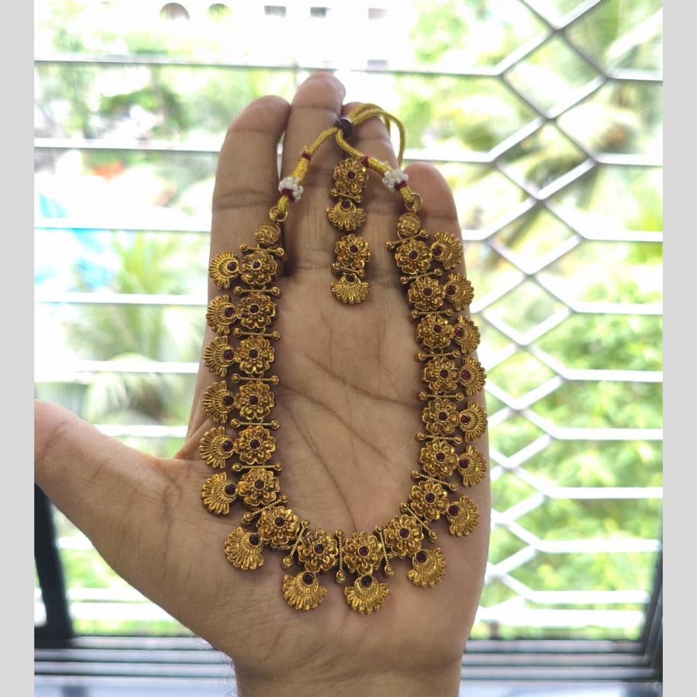 Joyful Jewel Art Royal Radiance Matte Gold Plated Pota Stone Necklace Set