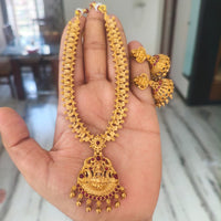 Joyful Jewel Art Timeless Matte Gold Pota Stone And Pearl Temple Necklace set