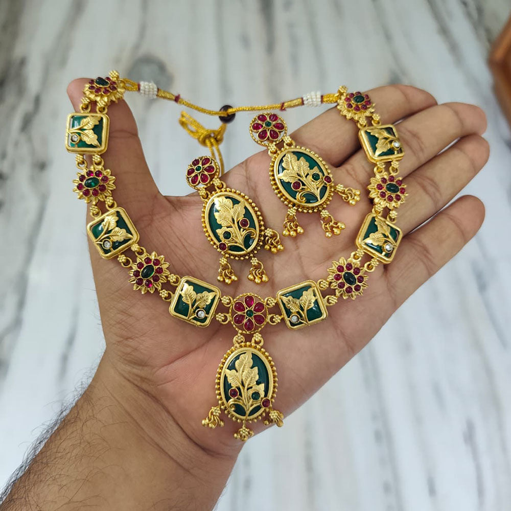 Joyful Jewel Art Traditional Matte Pota Stone And Pearl Necklace Set
