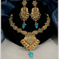 Amoliya Jewels Gold Plated Pota Stone And Beads Necklace Set