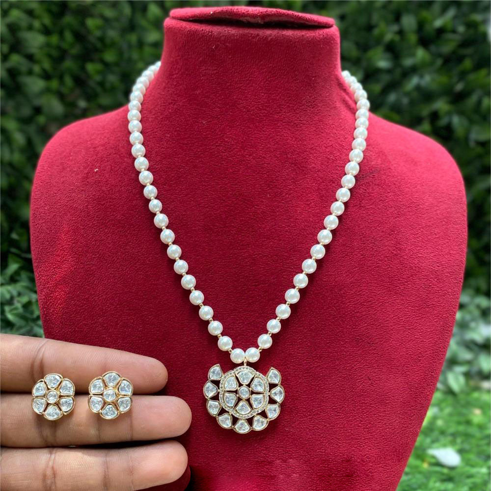 Amoliya Jewels Traditional Gold-Plated Polki Kundan And Beads Necklace Set