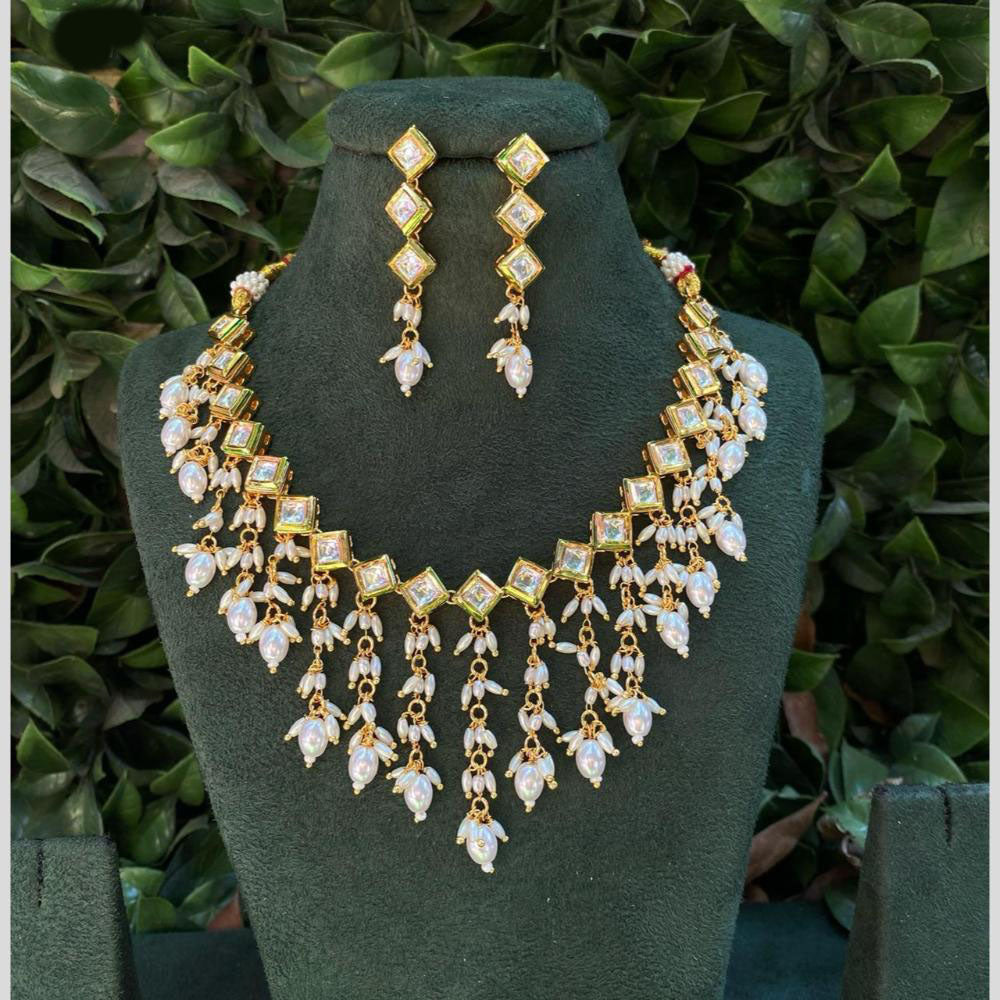 Amoliya Jewels Gold Plated Kundan Stone And Beads Necklace Set