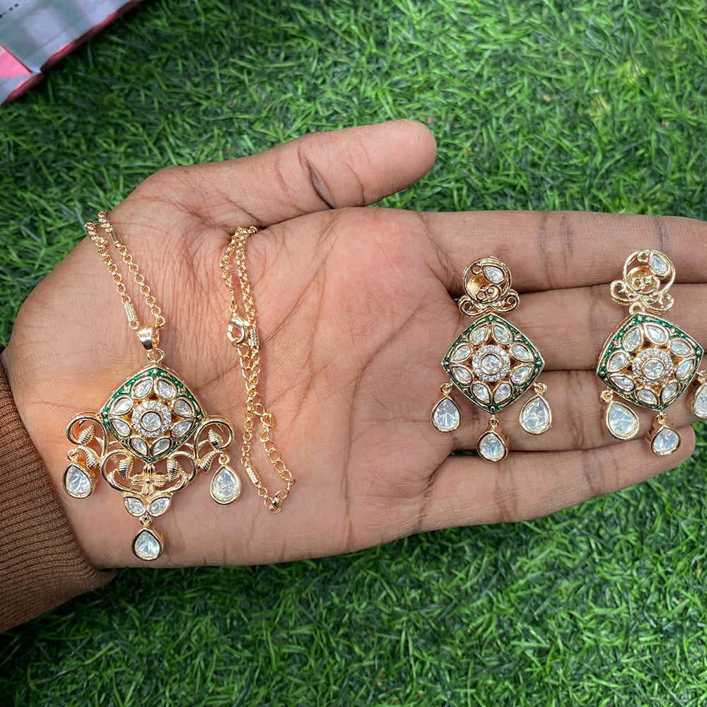 Amoliya Jewels Regal Polki Kundan Stone And Pearl Chain Pendant Set