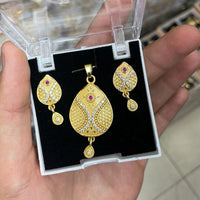 Kalpna Sales Surat Gold Plated Austrian Stone Pendant Set