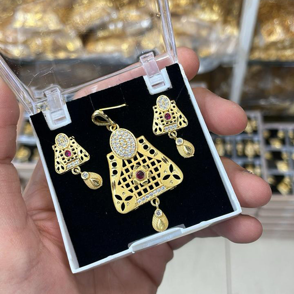 Kalpna Sales Surat Gold Plated Austrian Stone Pendant Set