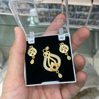 Kalpna Sales Surat Gold Plated Austrian Stone Pendant Set