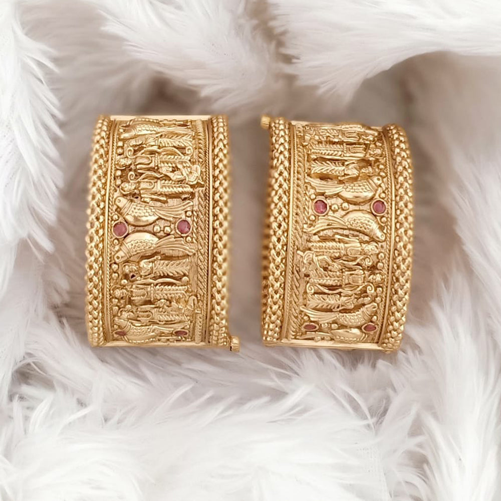 Rajwadi Collection Gold Plated Pota Stone Openable Bangles Set