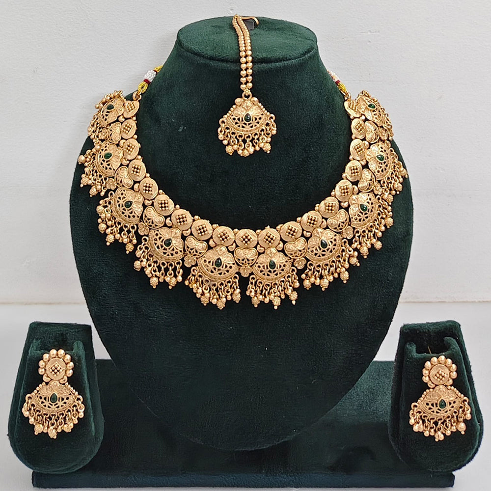 Rajwadi Collection Sparkling Pota Stone And Pearl Necklace Set