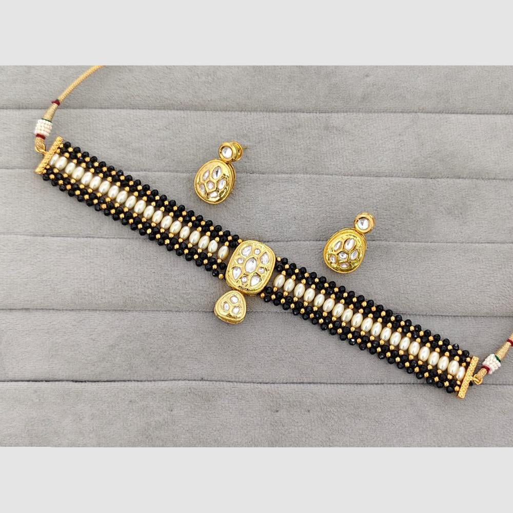 Rajwadi Collection Traditiona Kundan Stone And Pearl Choker Necklace Set