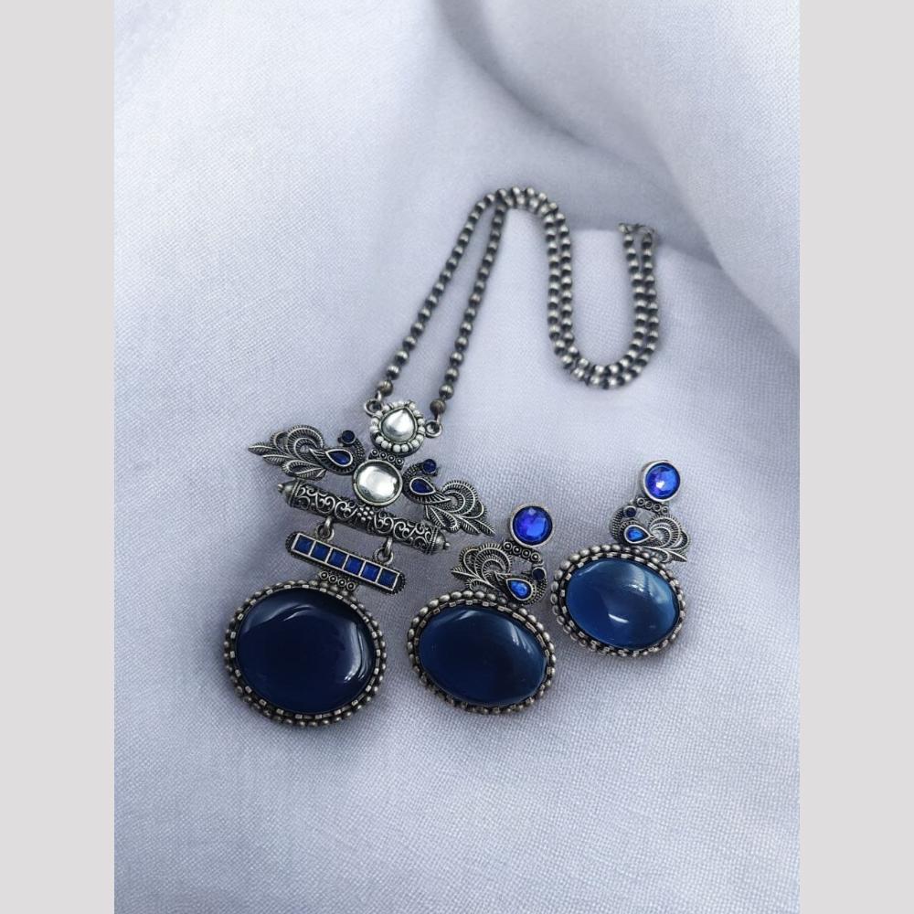 Maharani Jewels  Royal Noir Elegance Long Necklace Set