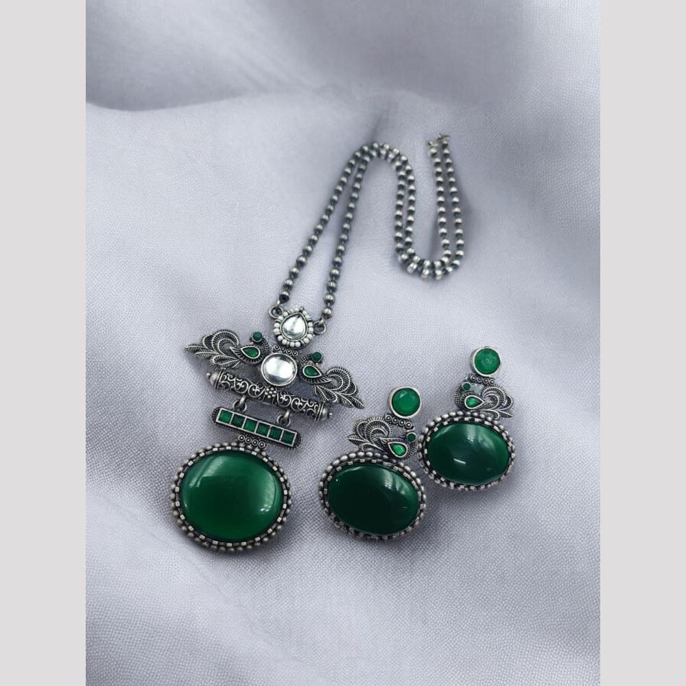 Maharani Jewels  Royal Noir Elegance Long Necklace Set