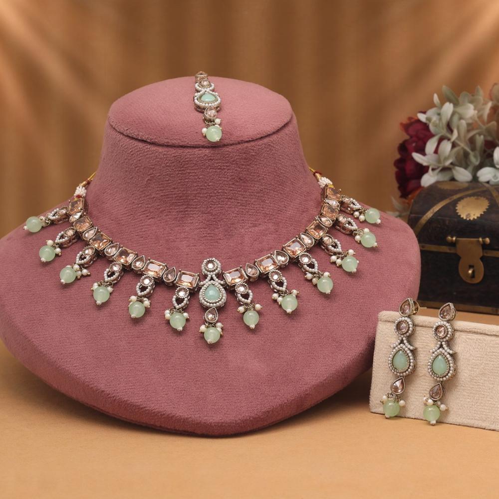 Maharani Jewels Pota Stone and Crystals With Mangtikka Necklace Set