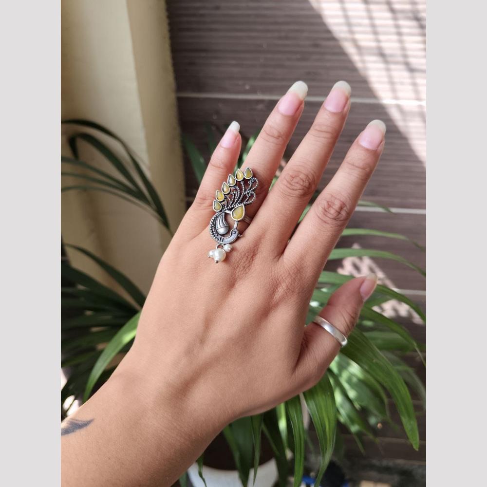Maharani Jewels Vintage Oxidised Pota Stone And Pearl Designer Ring