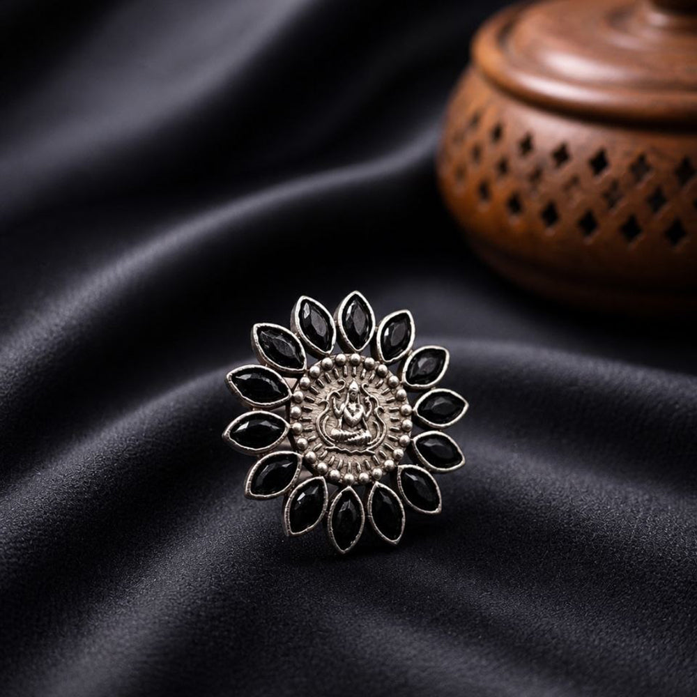 Maharani Jewels Royal Elegance Pota Stone Ring