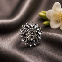 Maharani Jewels Royal Elegance Pota Stone Ring