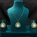 Royal Kundan Jewellery Gold Plated Kundan Chain Pendent Set