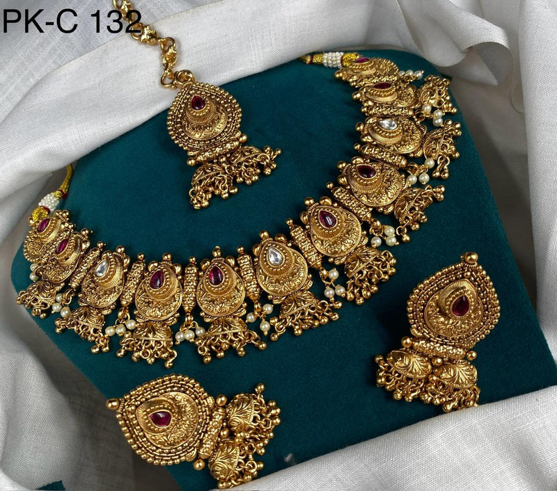 Royal Kundan Jewellery Gold Plated Kundan Stone And Pearls Necklace Set