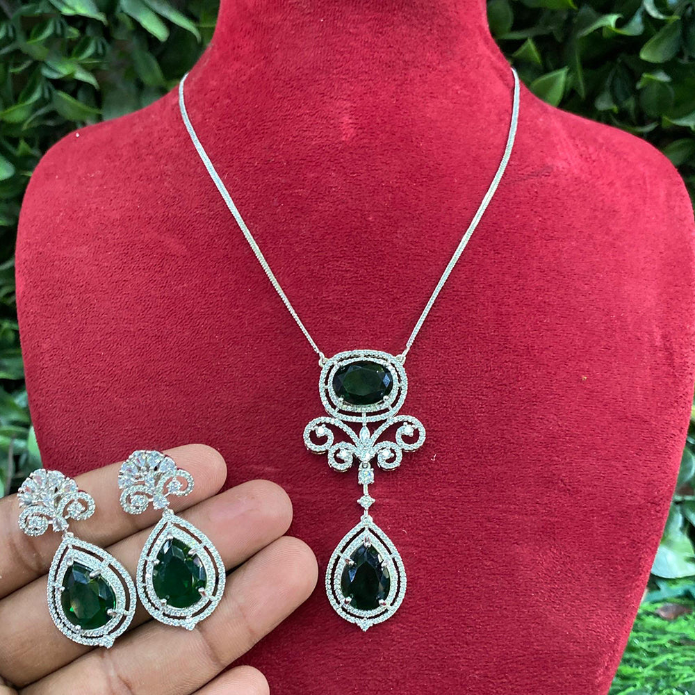 Royal Kundan Jewellery Glamorous American Diamond Necklace Set